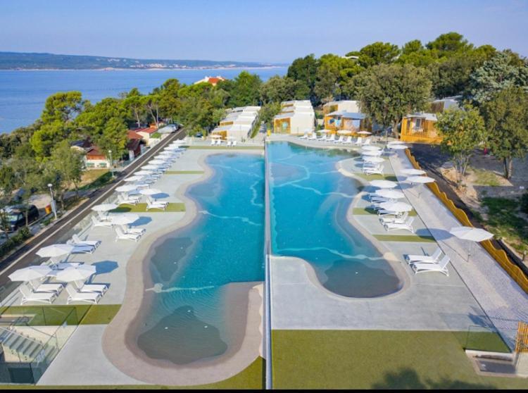 Villa Family Grand De Luxe Mobilhome Selce Exterior photo