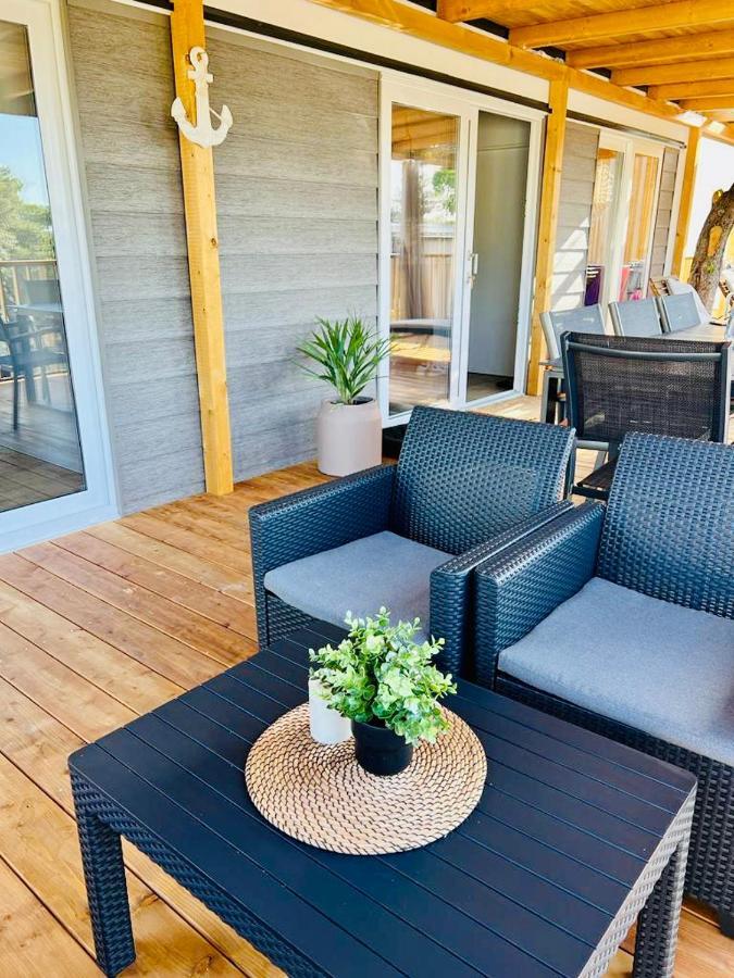 Villa Family Grand De Luxe Mobilhome Selce Exterior photo