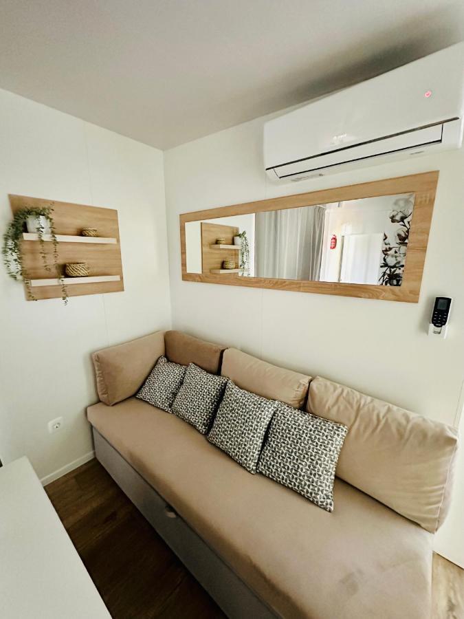 Villa Family Grand De Luxe Mobilhome Selce Exterior photo